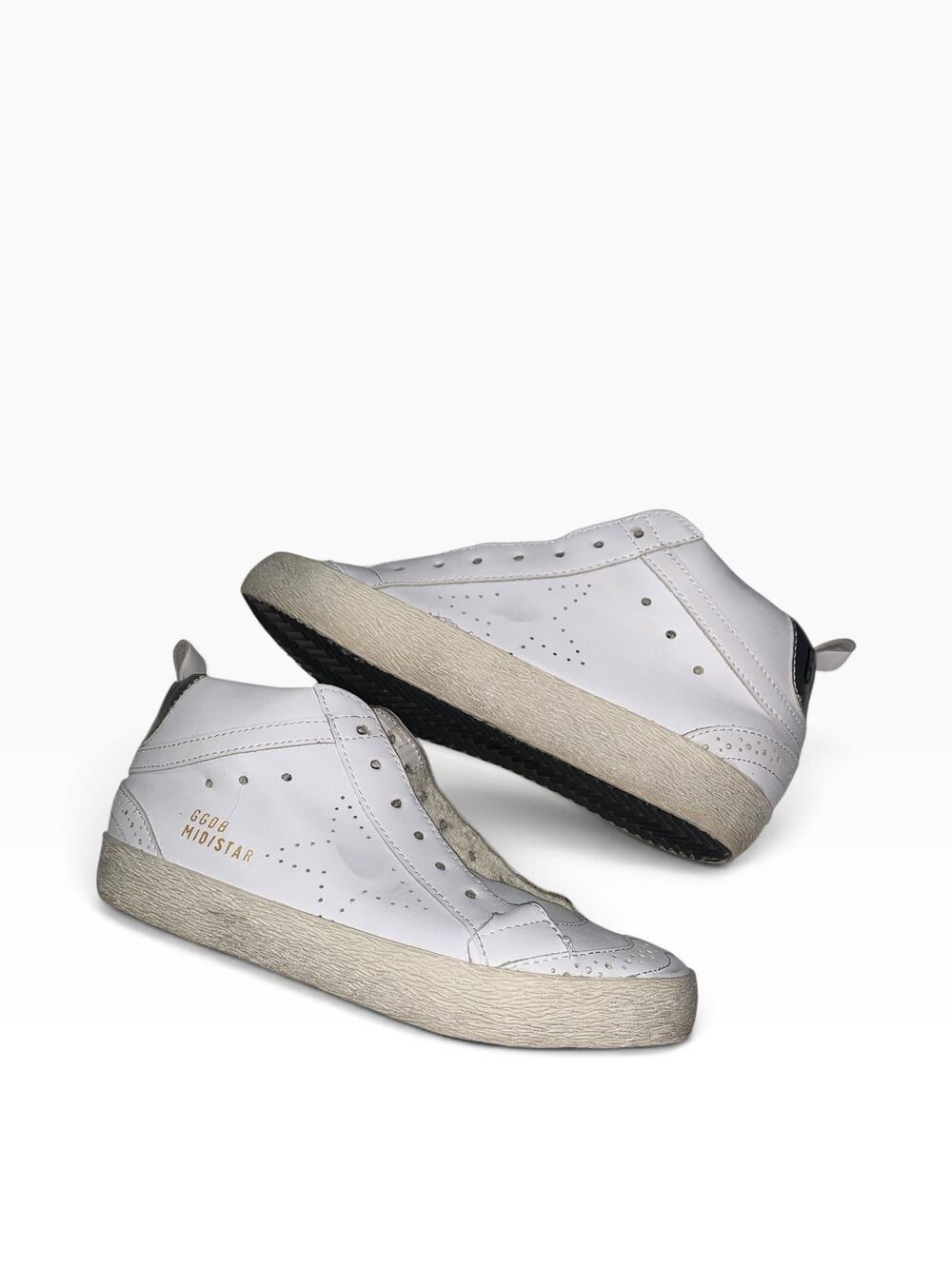 GGDB Golden Goose Sneakers  sz 36 no laces